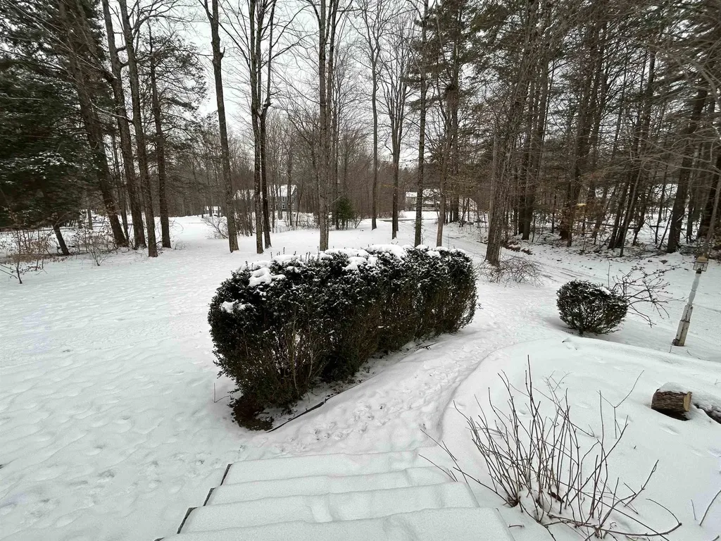 3 Partridge Lane East Kingston NH 03827