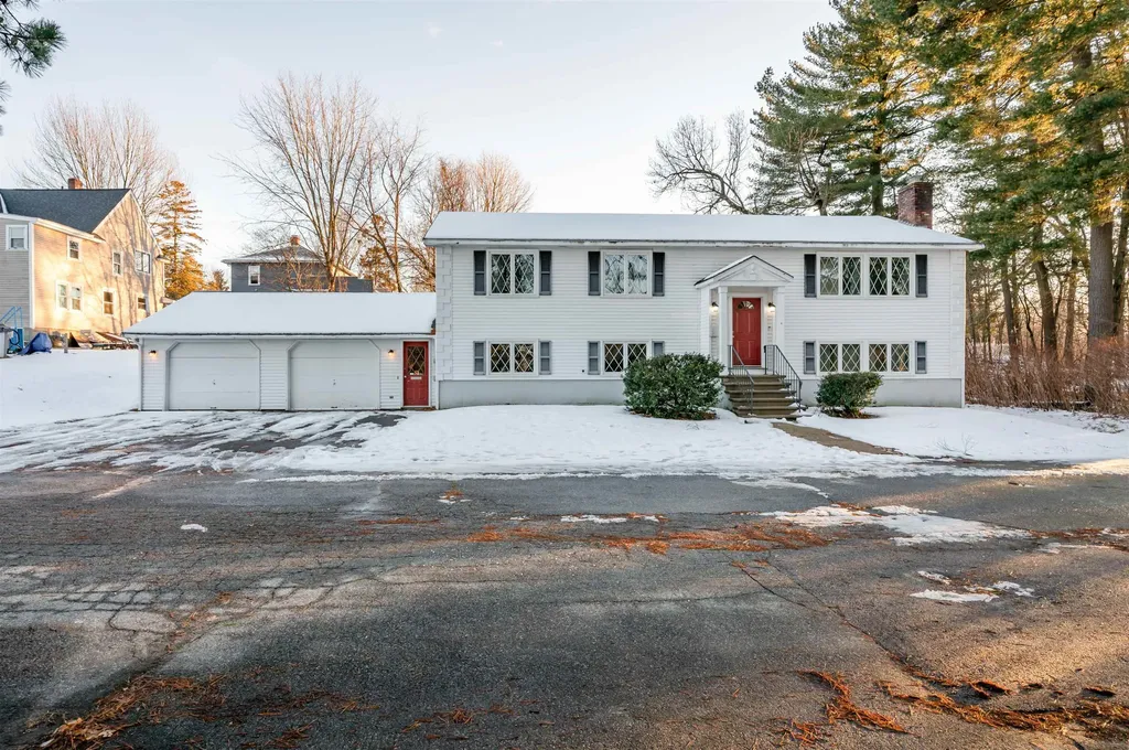 4 Brookside Terrace Nashua NH 03060