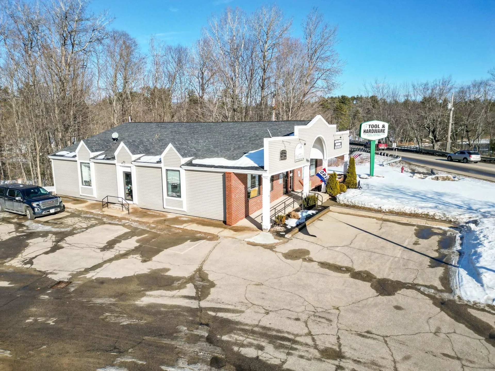 50 White Mountain Highway Conway NH 03818