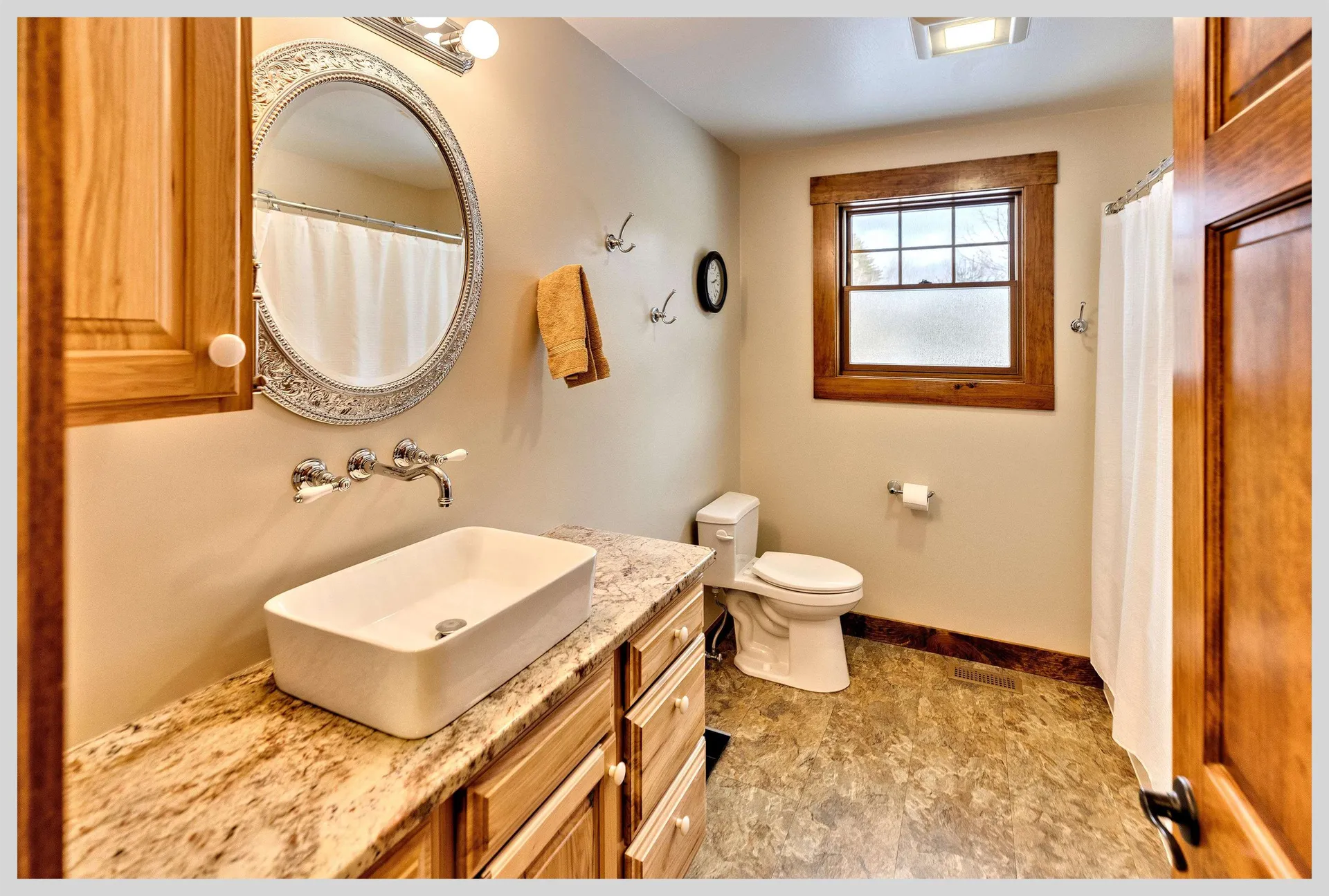 8 Country Lane Hebron NH 03241