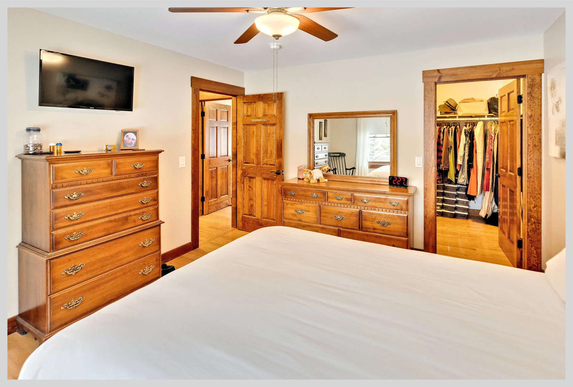 8 Country Lane Hebron NH 03241