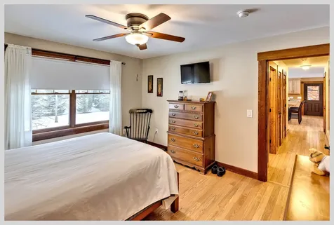 8 Country Lane Hebron NH 03241