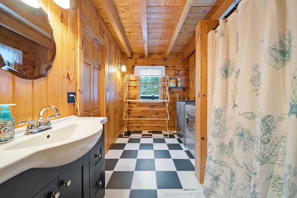 1024 Nh Route 175 Campton NH 03223