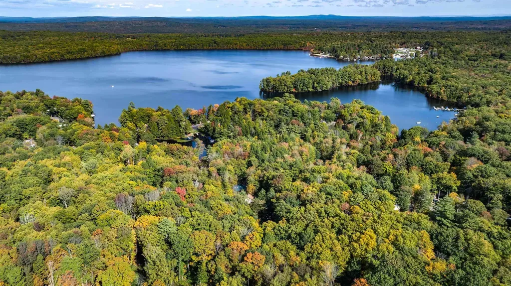 12 Cornwall Place Farmington NH 03835