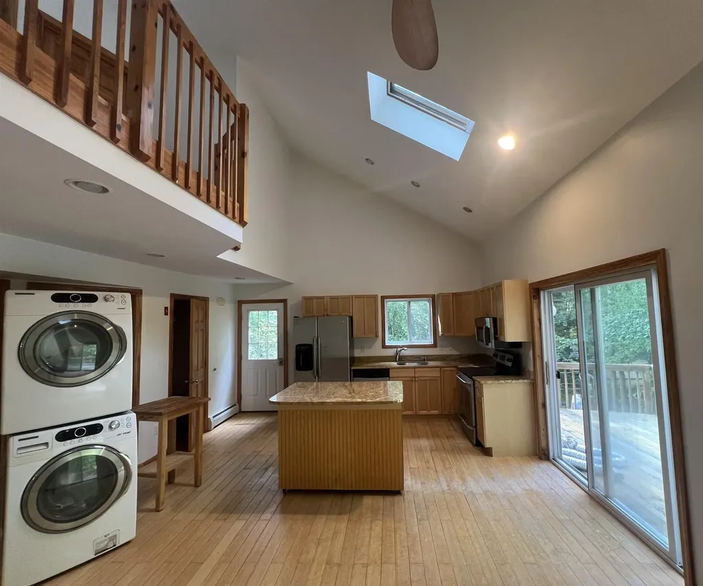 12 Cornwall Place Farmington NH 03835