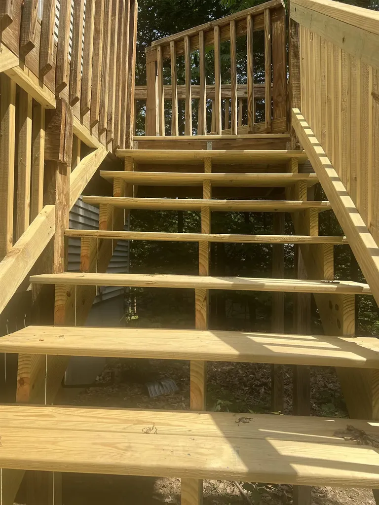 12 Cornwall Place Farmington NH 03835