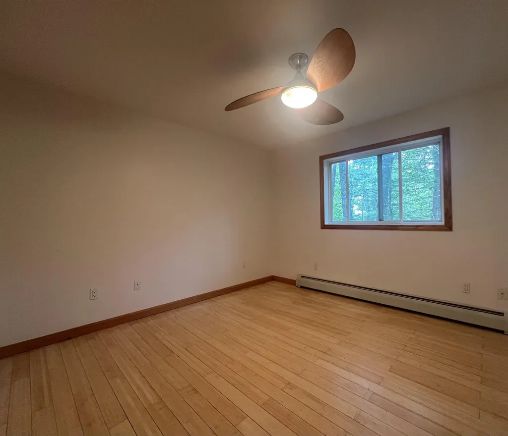 12 Cornwall Place Farmington NH 03835