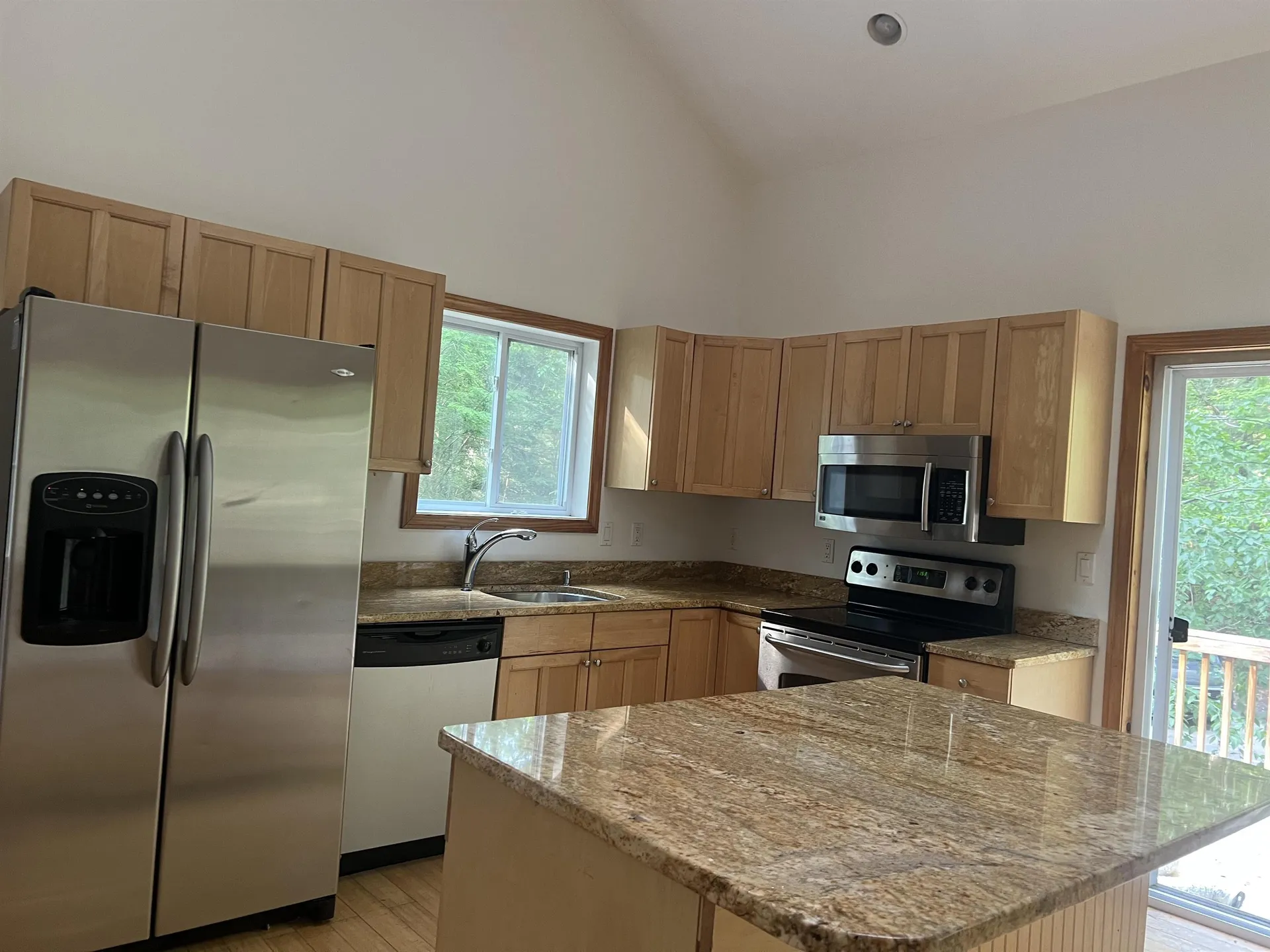 12 Cornwall Place Farmington NH 03835