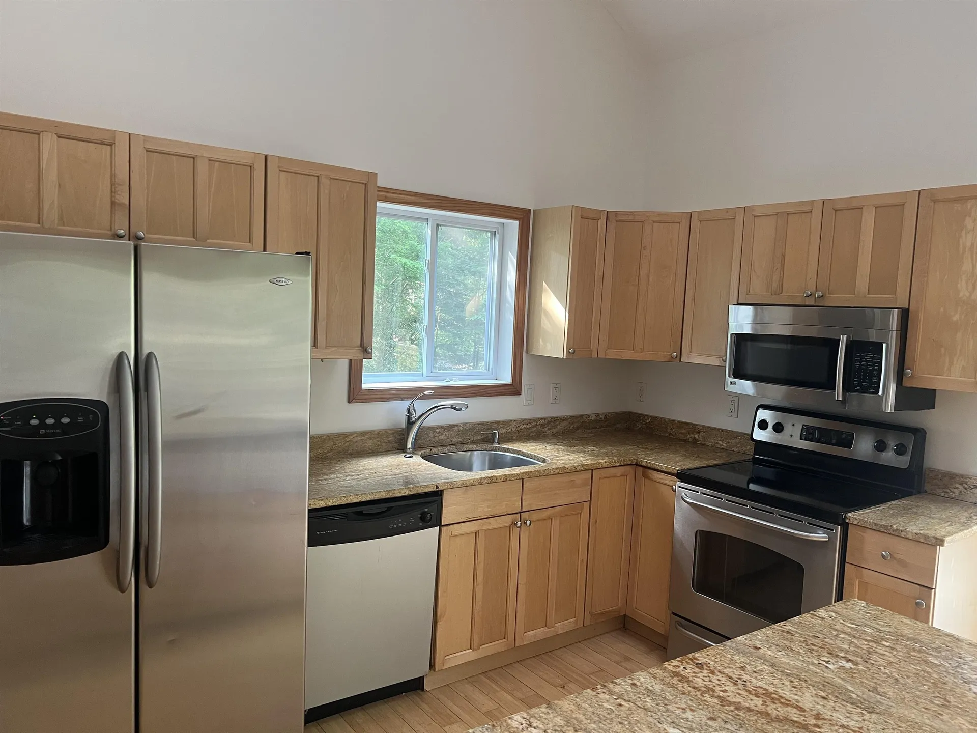 12 Cornwall Place Farmington NH 03835