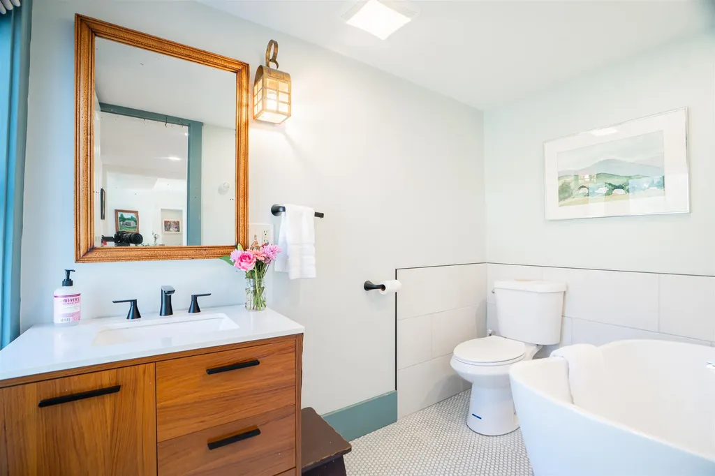 7030 U.s. Route 4 Bridgewater VT 05034