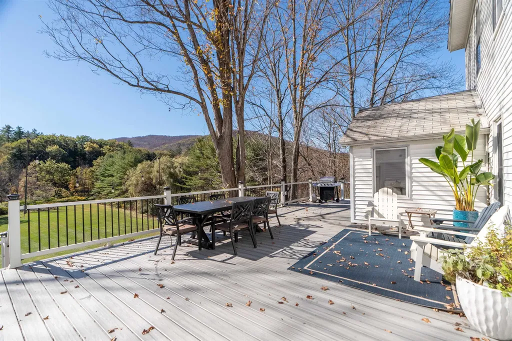 7030 U.s. Route 4 Bridgewater VT 05034