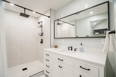 7030 U.s. Route 4 Bridgewater VT 05034