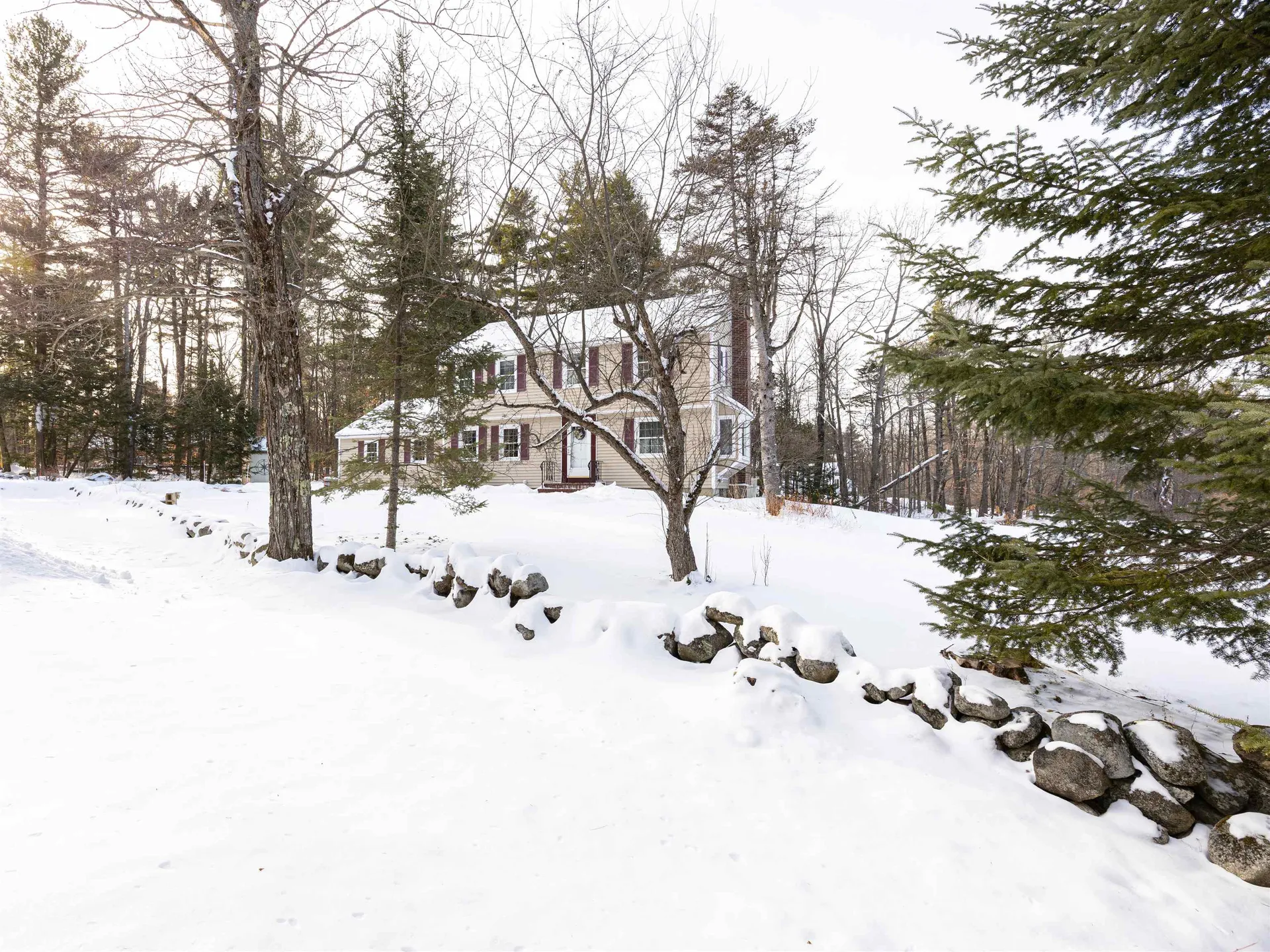 33 Dogwood Lane New London NH 03257