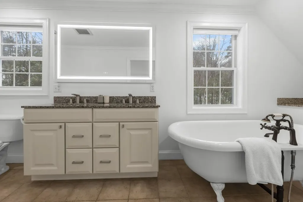 420 Old New Ipswich Road Rindge NH 03461