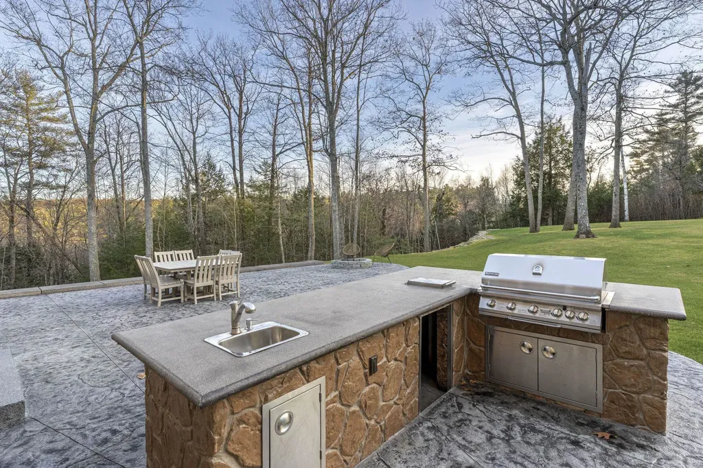 420 Old New Ipswich Road Rindge NH 03461