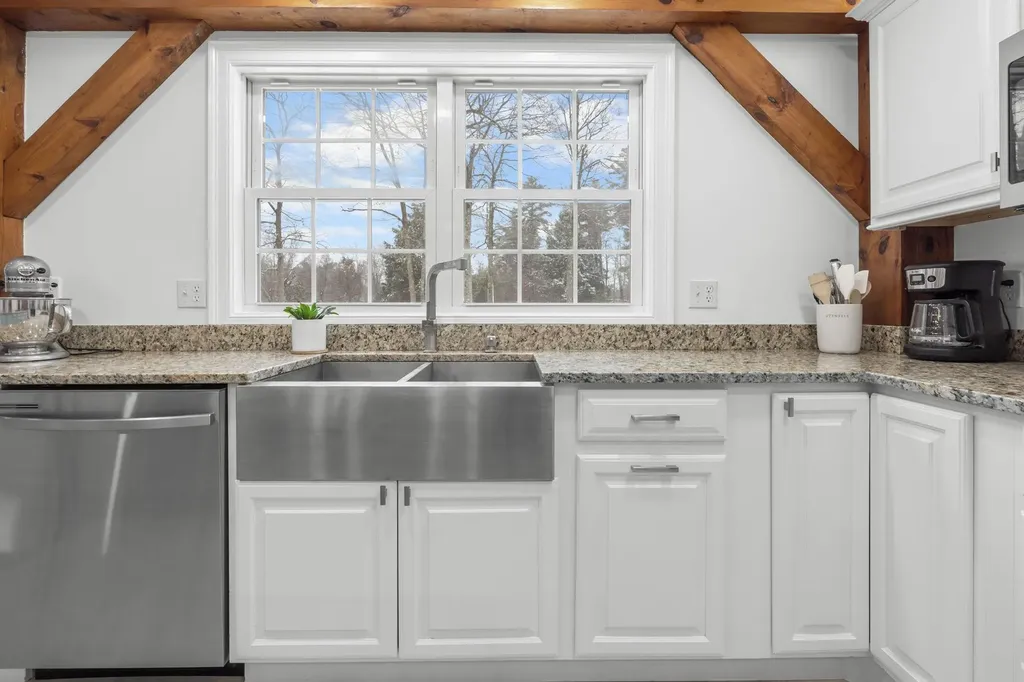 420 Old New Ipswich Road Rindge NH 03461