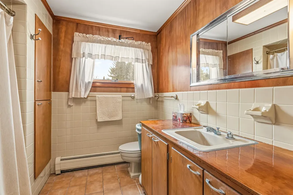 166 Spooner Road Pittsburg NH 03592