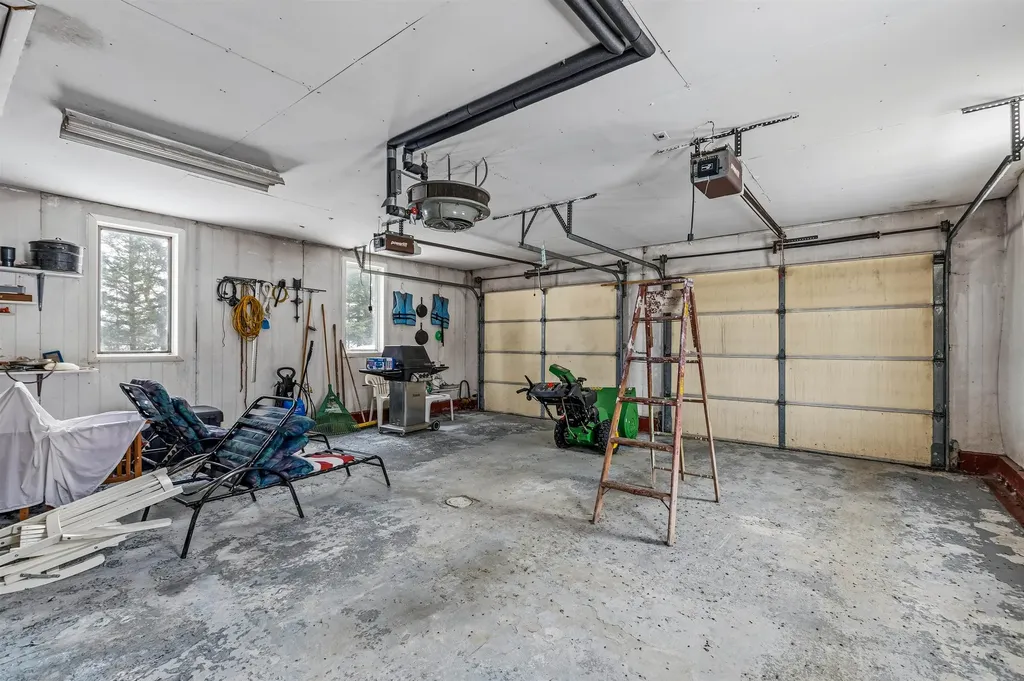166 Spooner Road Pittsburg NH 03592