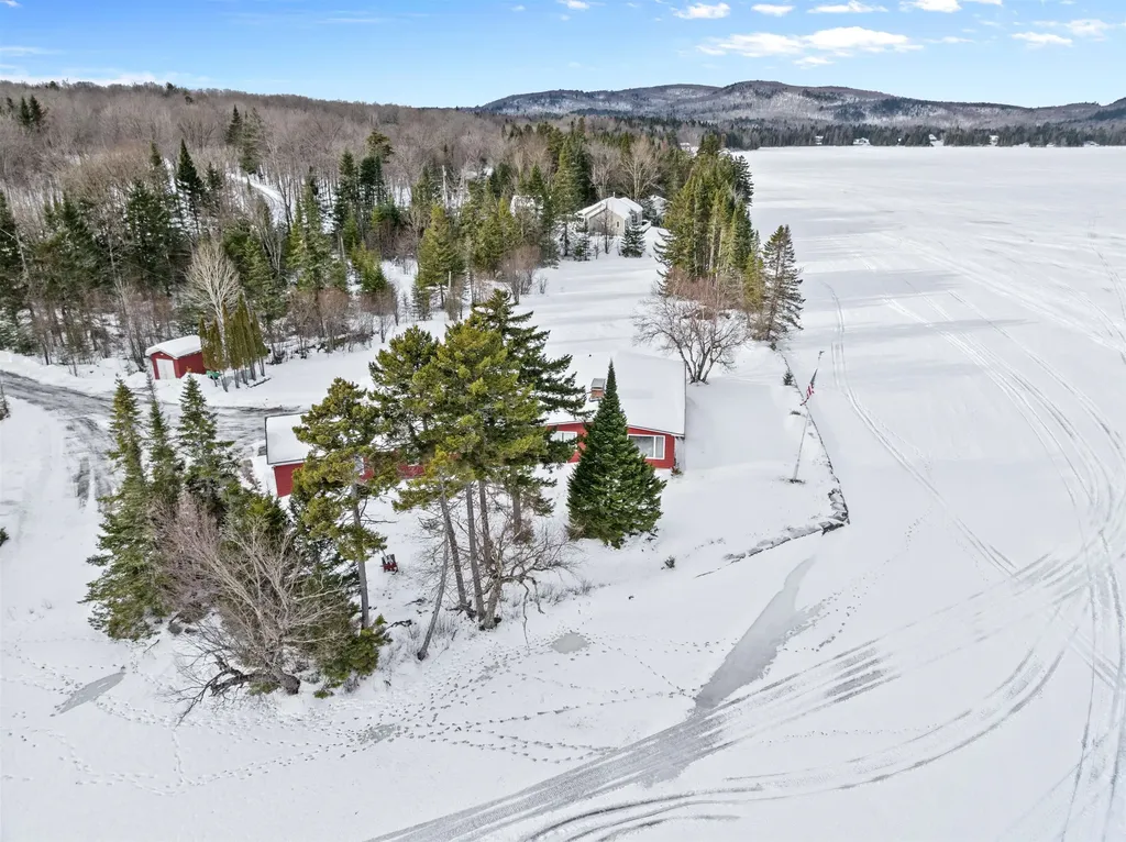 166 Spooner Road Pittsburg NH 03592