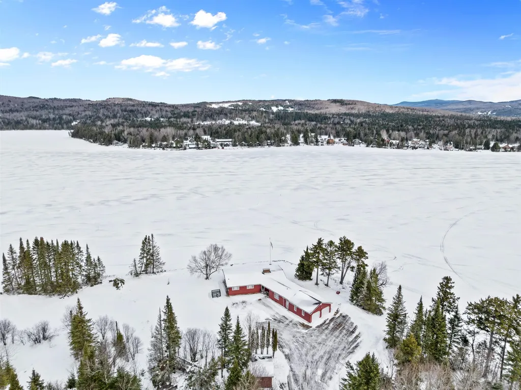 166 Spooner Road Pittsburg NH 03592