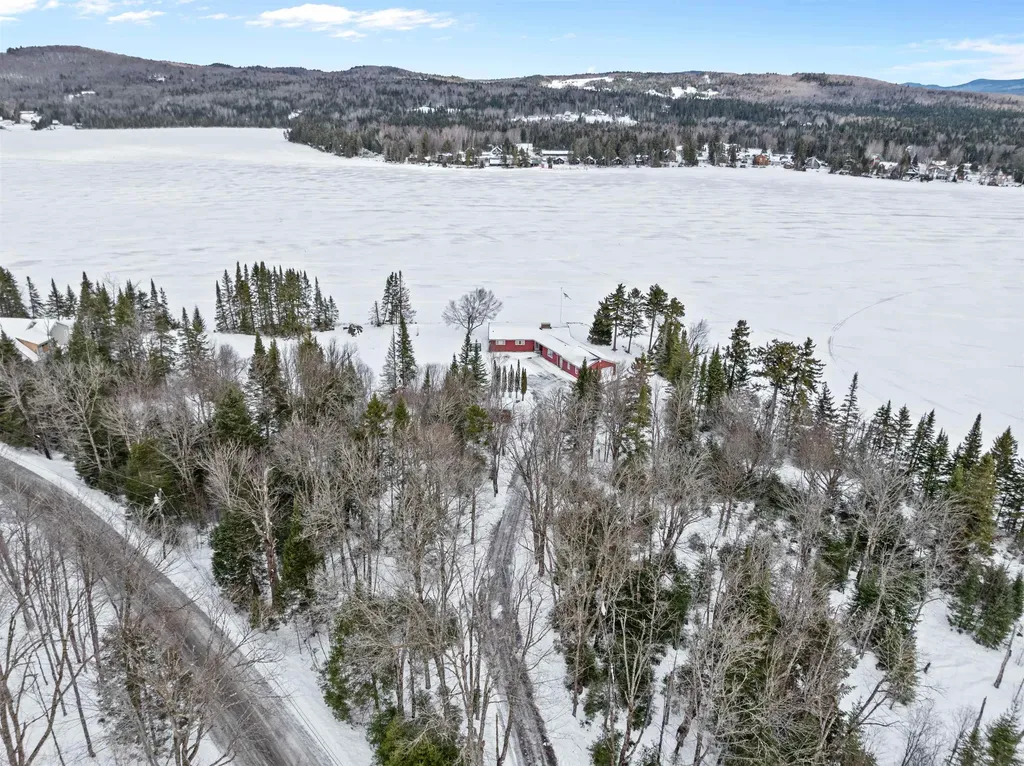 166 Spooner Road Pittsburg NH 03592