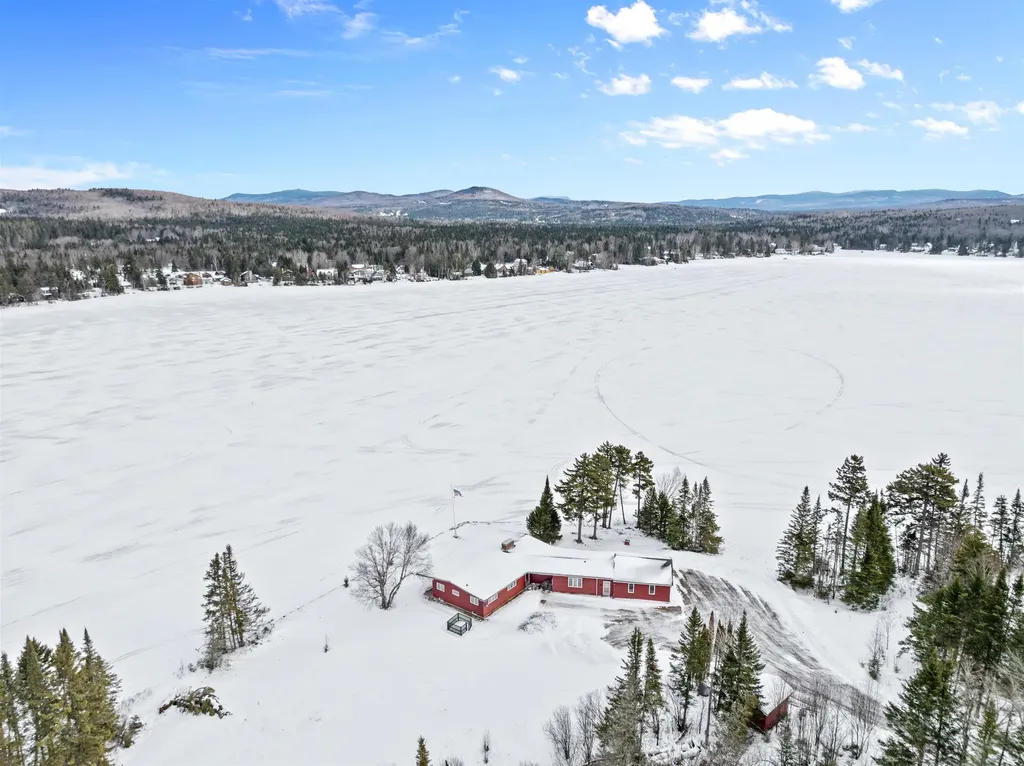 166 Spooner Road Pittsburg NH 03592