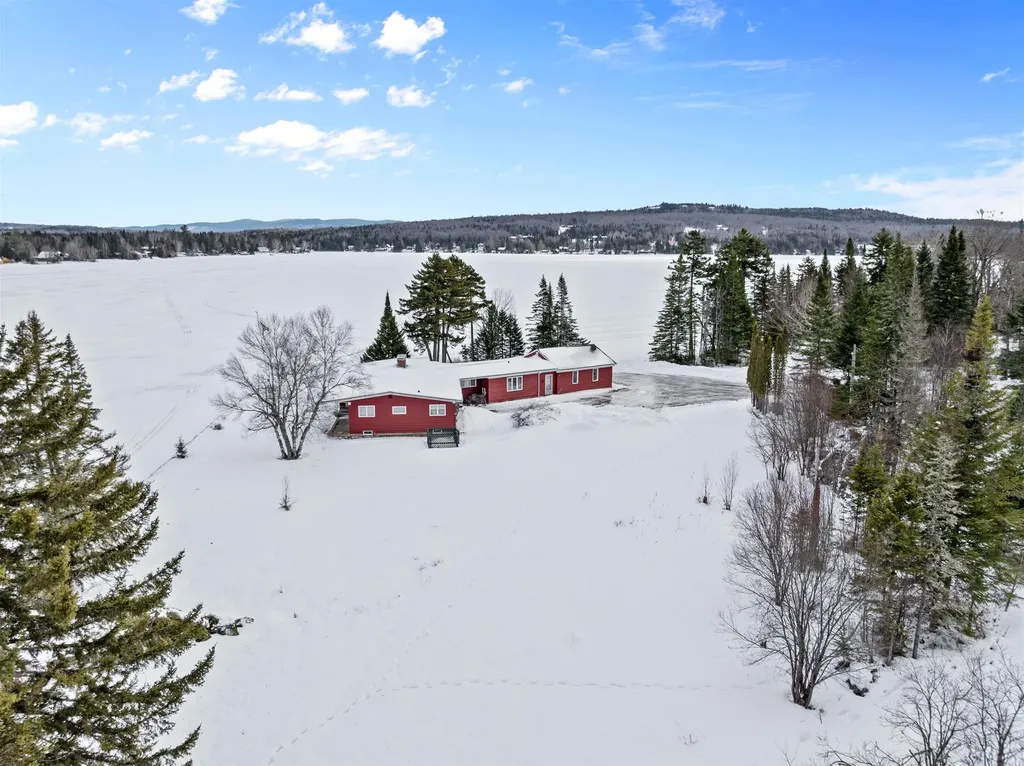 166 Spooner Road Pittsburg NH 03592