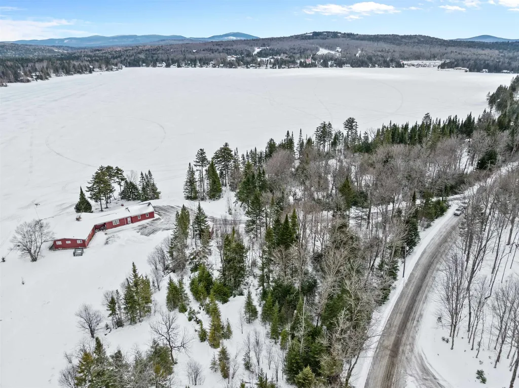 166 Spooner Road Pittsburg NH 03592