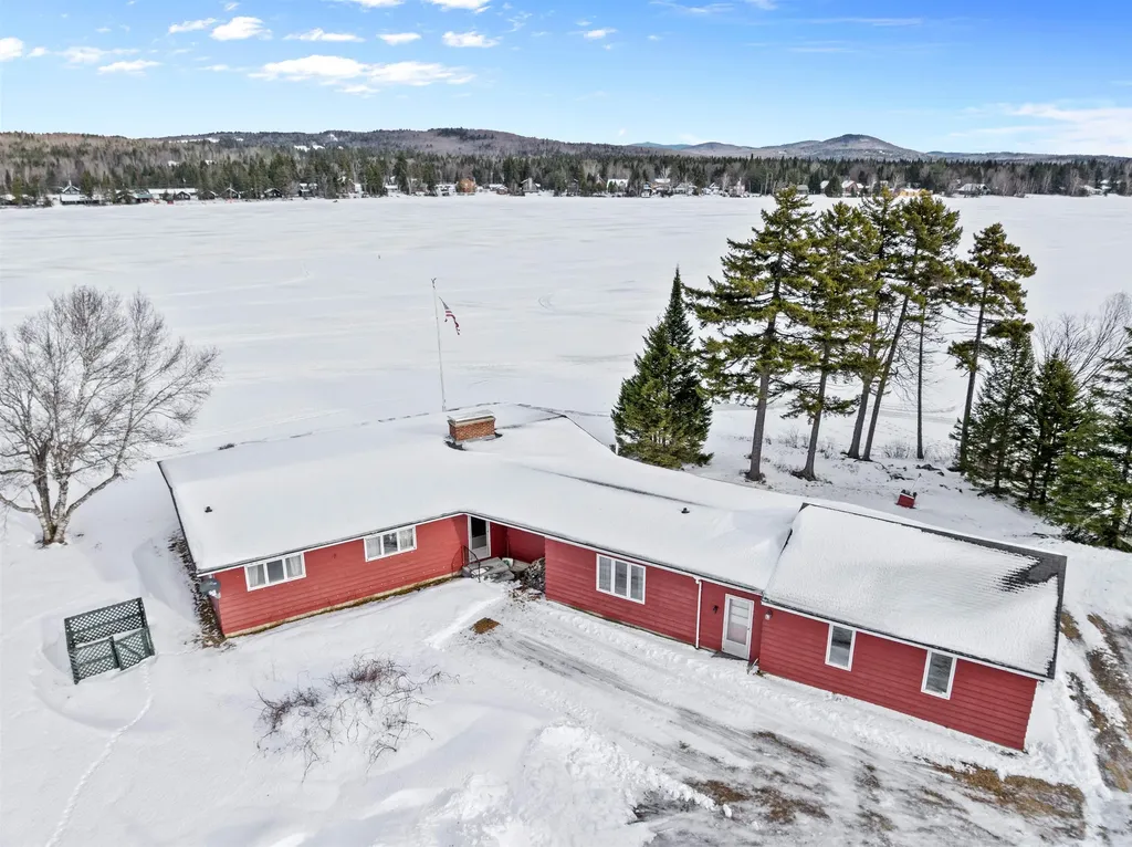 166 Spooner Road Pittsburg NH 03592