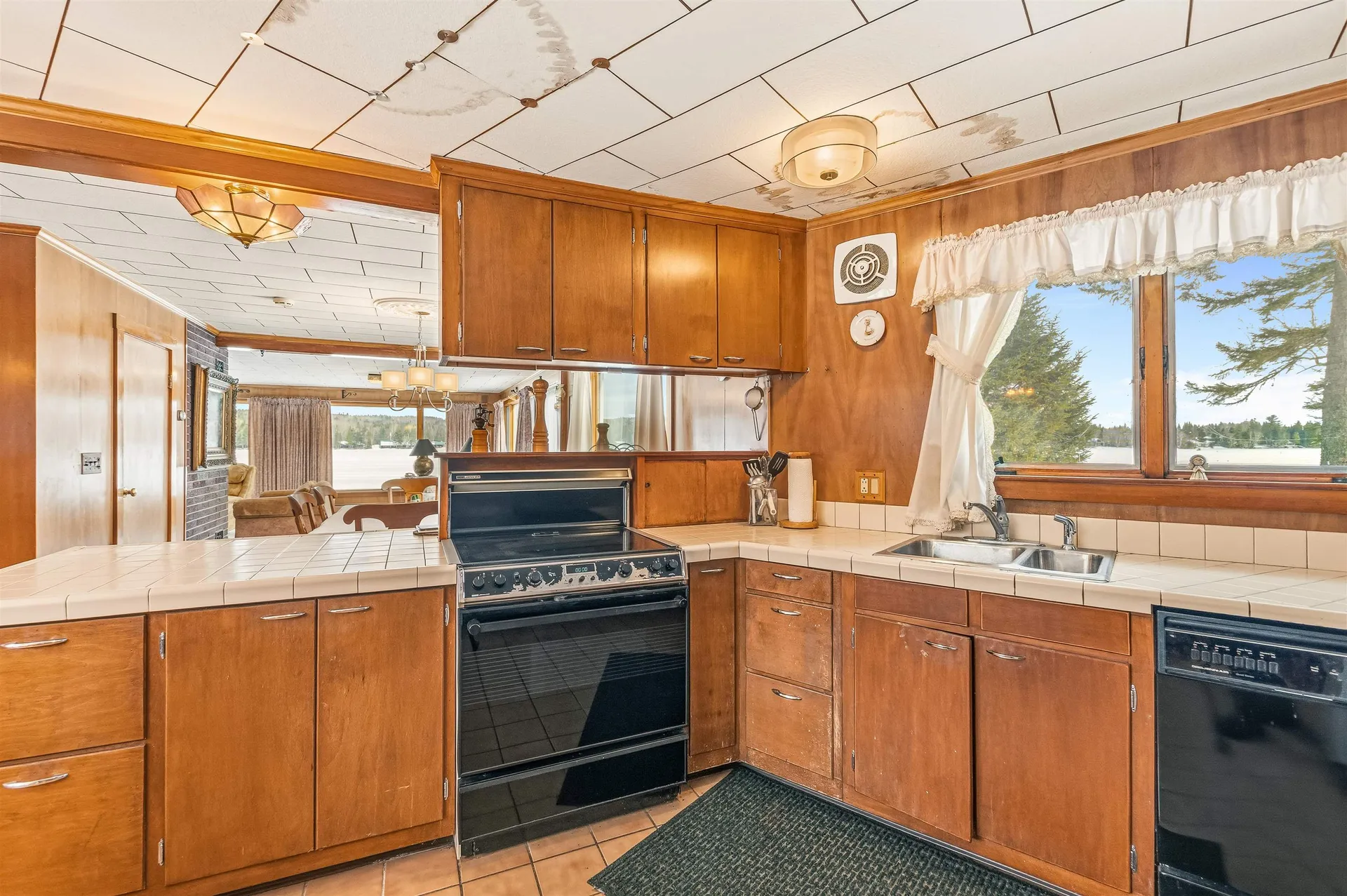 166 Spooner Road Pittsburg NH 03592