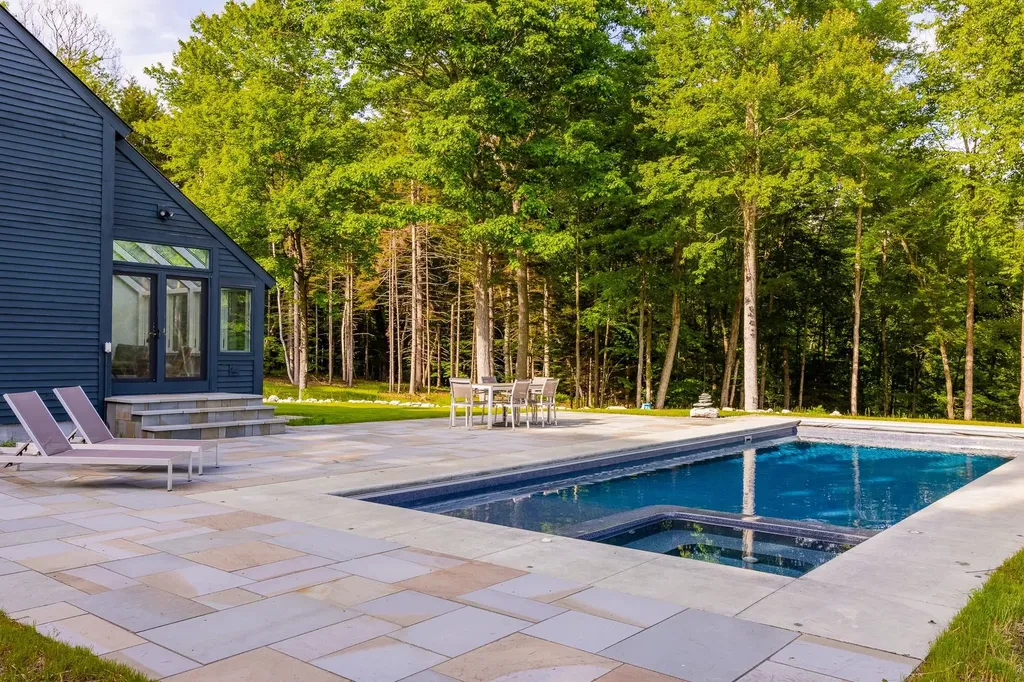 276 Wilcox Hollow Road Sandgate VT 05250