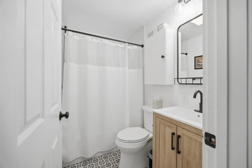 574 Willard Road Hartford VT 05001