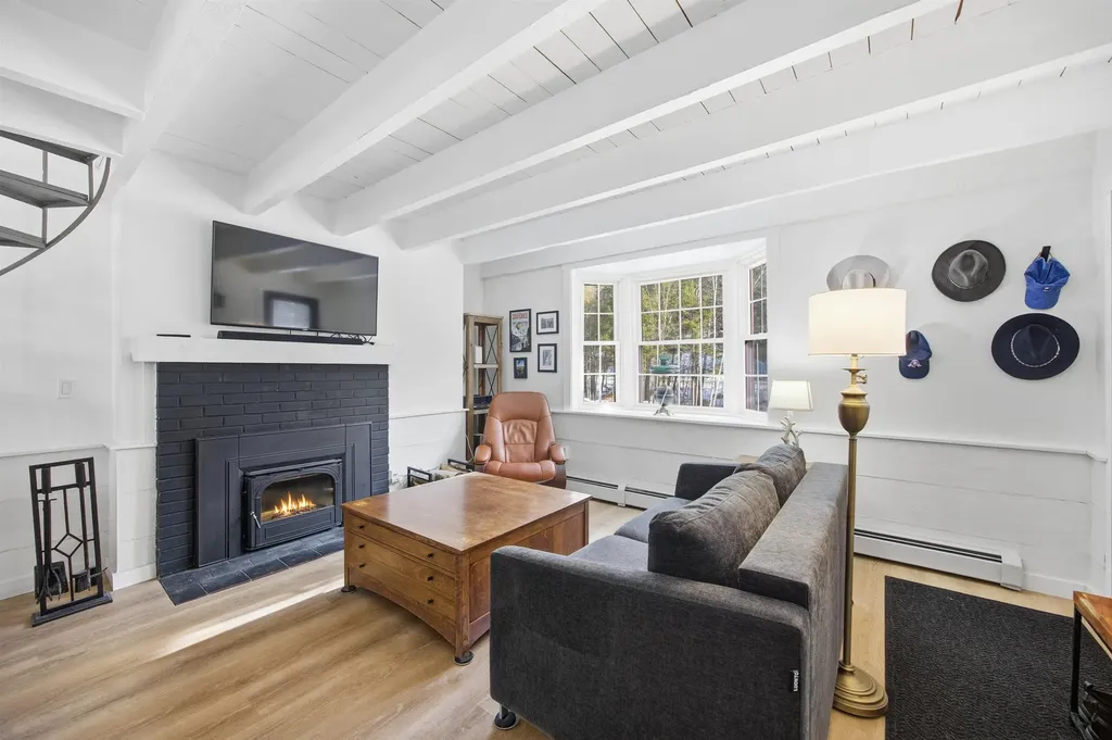 574 Willard Road Hartford VT 05001