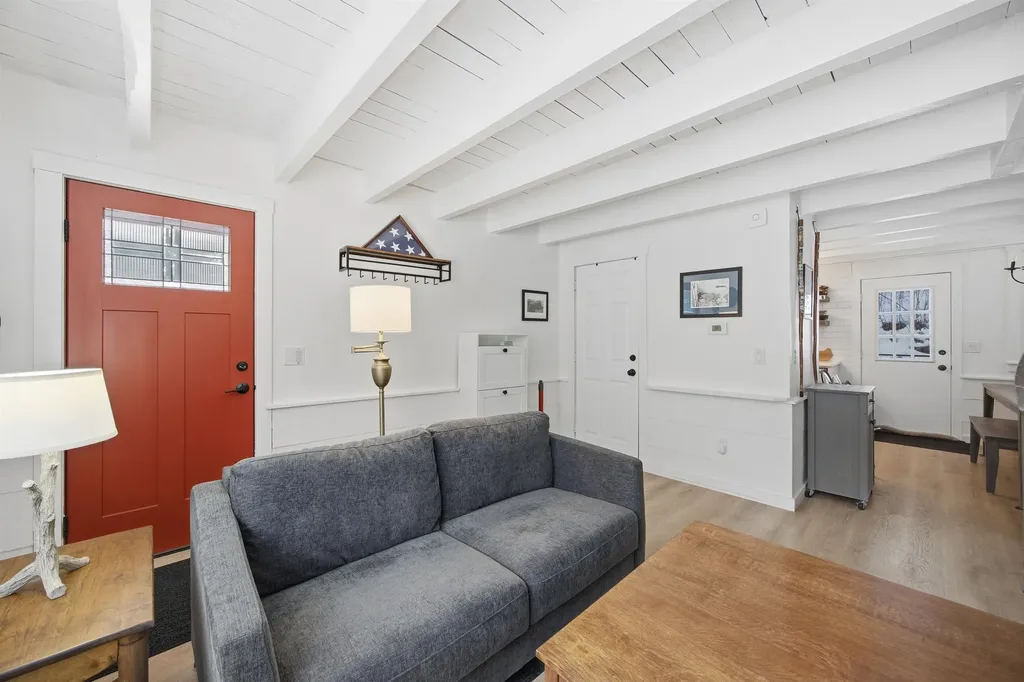 574 Willard Road Hartford VT 05001