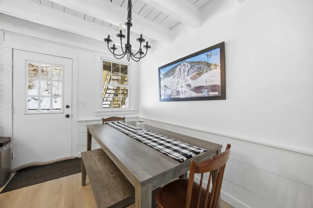 574 Willard Road Hartford VT 05001