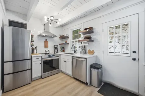 574 Willard Road Hartford VT 05001