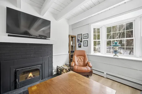 574 Willard Road Hartford VT 05001