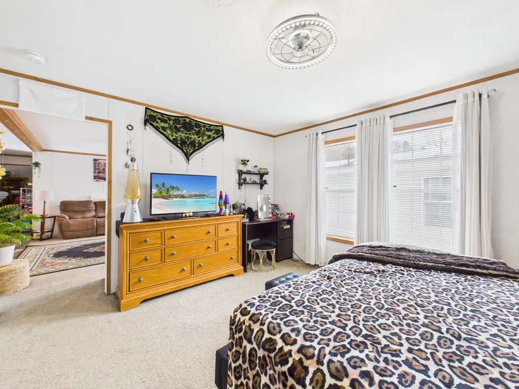 67 Oriole Avenue Keene NH 03431