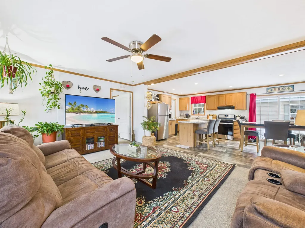 67 Oriole Avenue Keene NH 03431