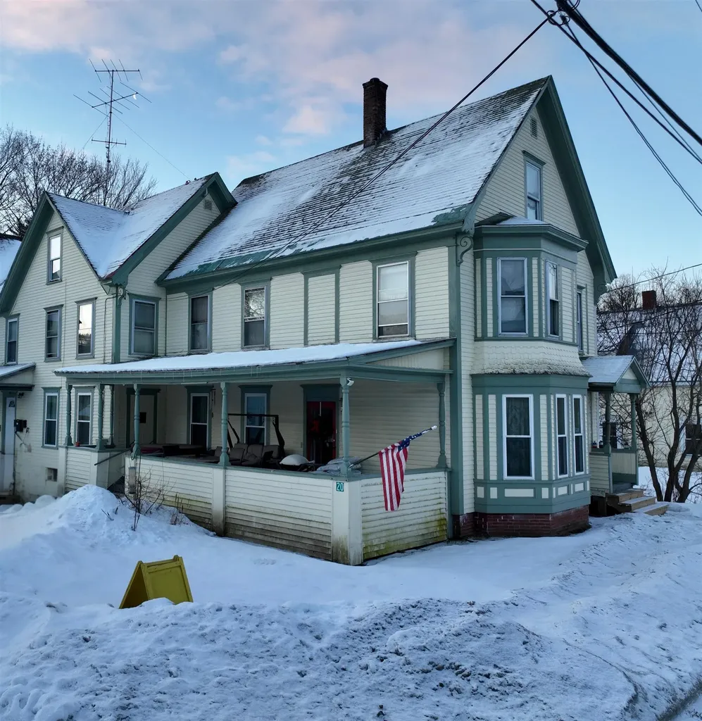 20 Pine Street Haverhill NH 03785