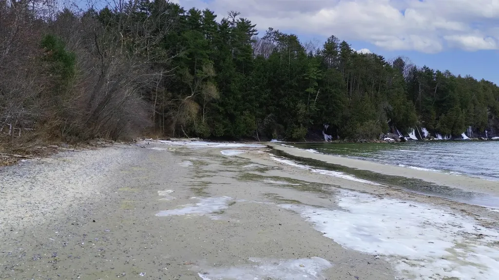 104 Lakewood Parkway Burlington VT 05408