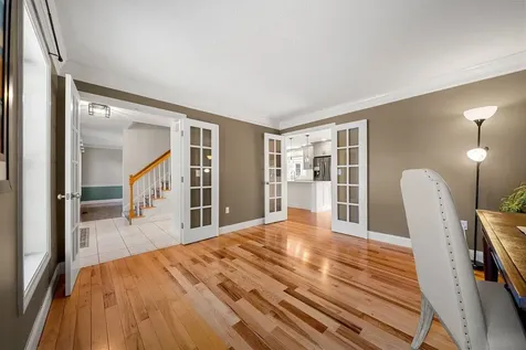 14 Hadley Drive Nashua NH 03062