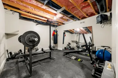 14 Hadley Drive Nashua NH 03062