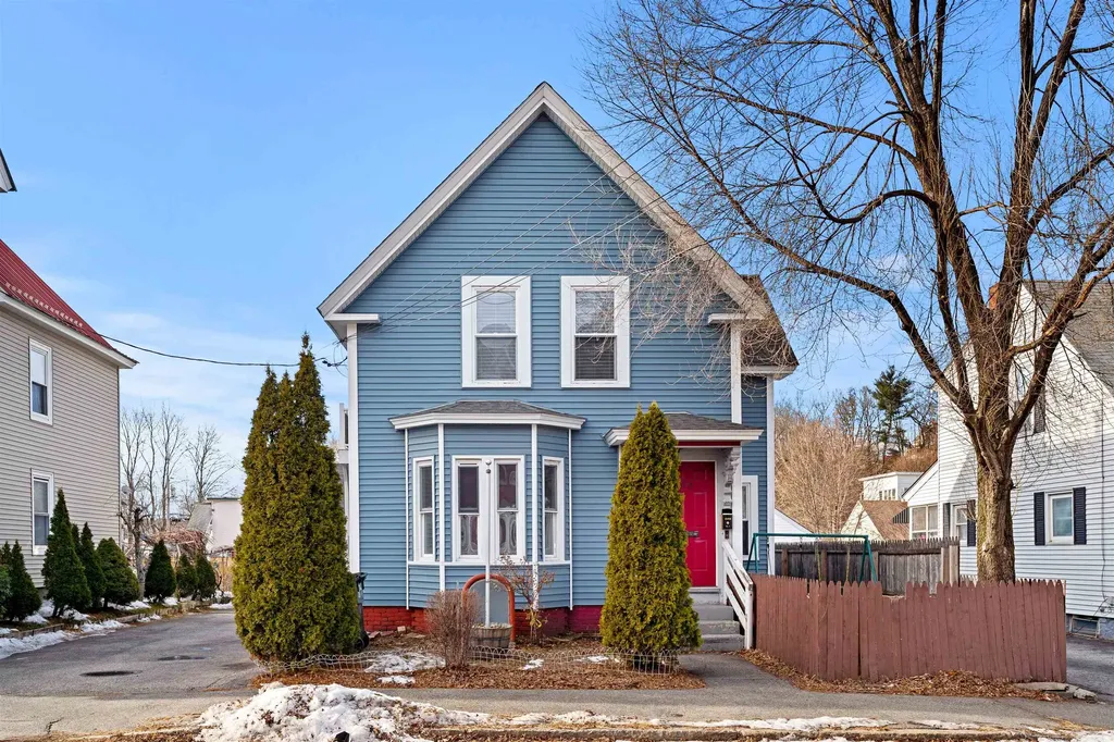 374 Bartlett Street Manchester NH 03102