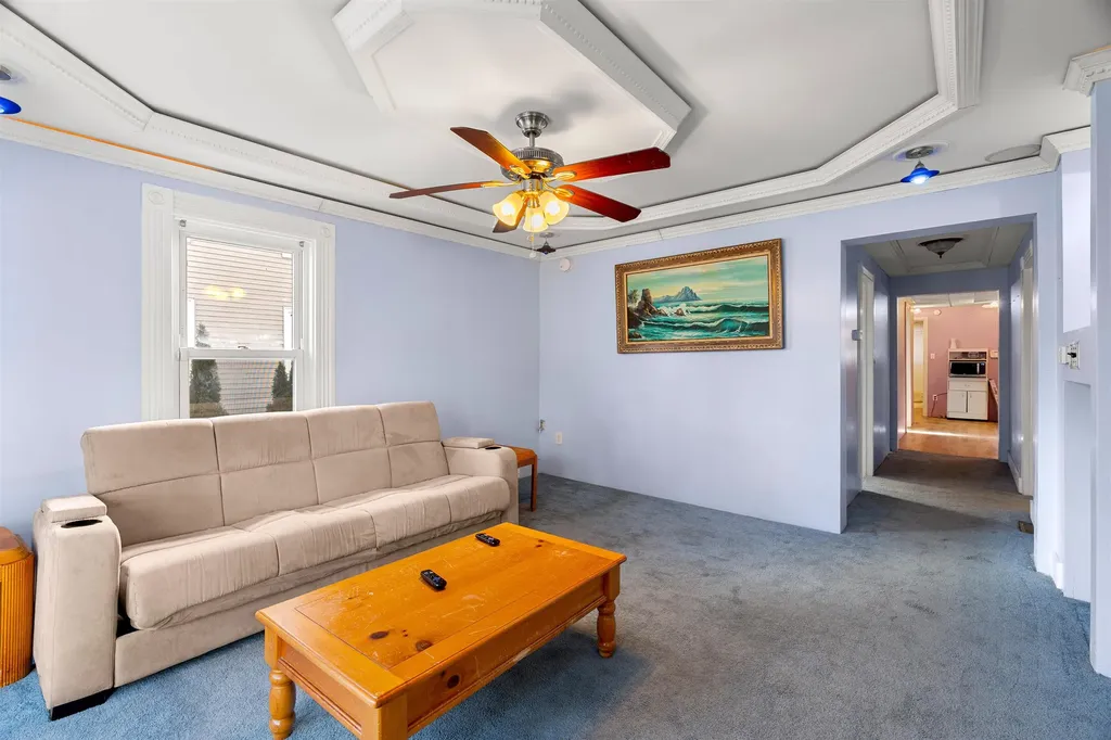 374 Bartlett Street Manchester NH 03102