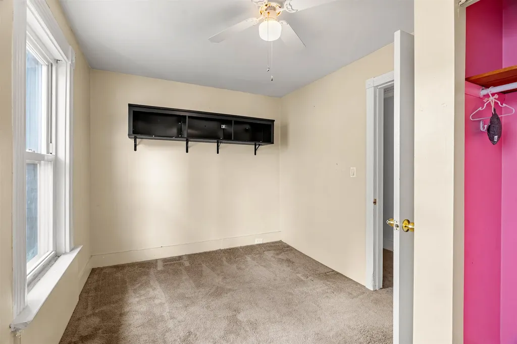 374 Bartlett Street Manchester NH 03102