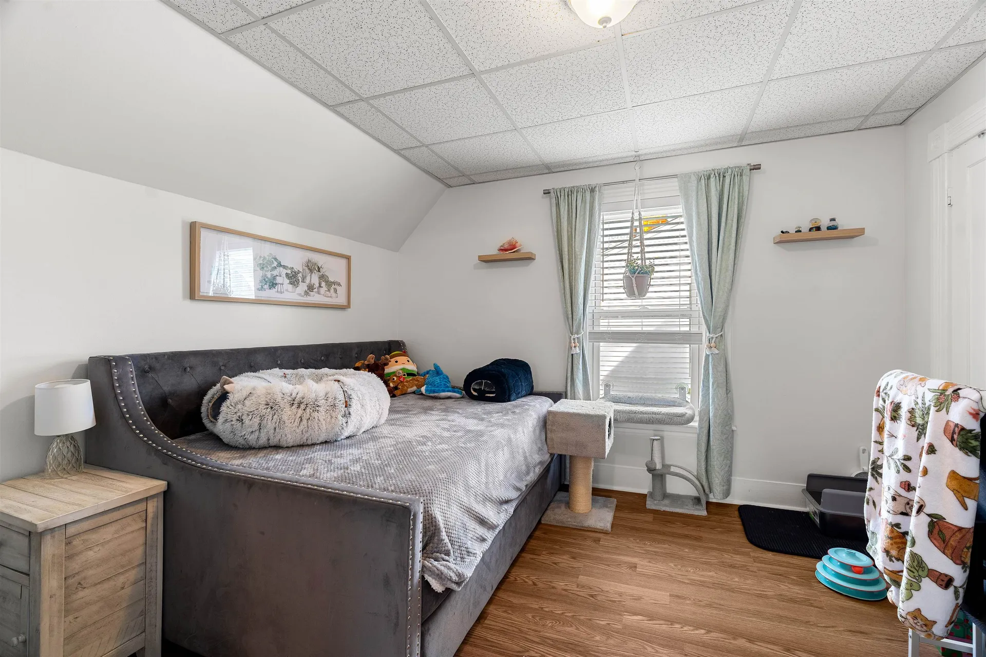 374 Bartlett Street Manchester NH 03102