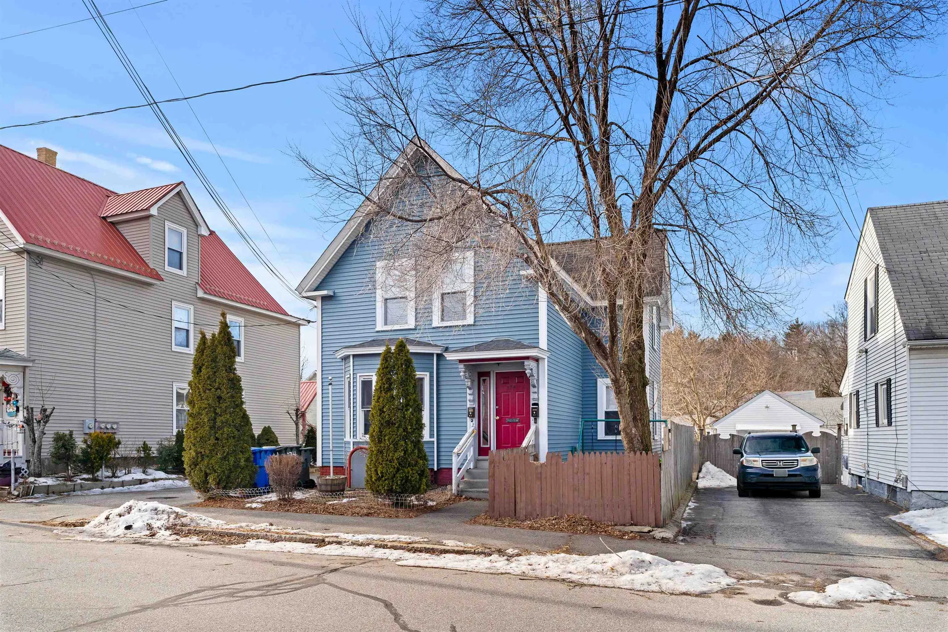 374 Bartlett Street Manchester NH 03102