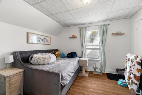 374 Bartlett Street Manchester NH 03102