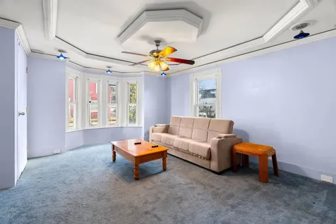 374 Bartlett Street Manchester NH 03102